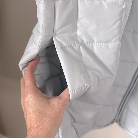 Rains Silver Gray Quilted Liner Vest XL Waterproof Rainproof Jacket Puffer Pad - Picture 15 of 16